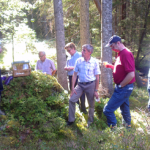 Vi hittade en glänta i skogen och där stannade vi naturligtvis ned och tog en fika. (Foto: Håkan Johansson)