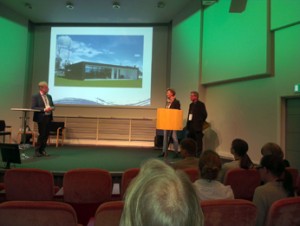 Stina Gof och Lars Rosborg ger goda exempel från Värnamo kommun på klimatdagen. (Foto: Håkan Johansson)