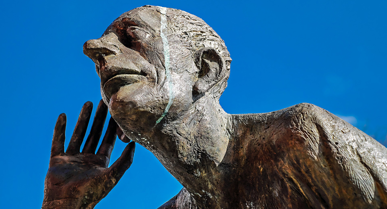 Skulptur som lyssnar