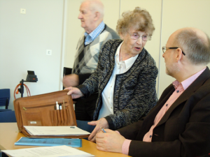 Herrmy Nenkert Pettersson var där och pratade bostadspolitik med Stefan Attefall. (Foto: Ann-Mari Wiberg)