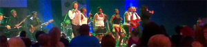 Kristdemokraternas femtioårskalas. Triple & Touch och Magnus Spångbergs orkester tillsammans med Star for life Choir från Sydafrika fick över 1000 gäster att sjunga, gunga och dansa. (Foto: Håkan Johansson)