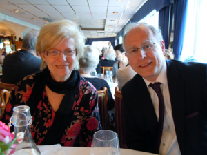 Ann-Mari och Erik Wiberg till bords. (Foto: )
