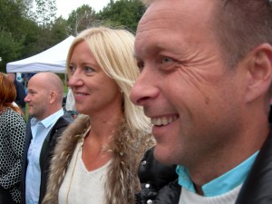 Marie och Patrik Ekwall hade hjärtligt roligt. (Foto: Håkan Johansson)
