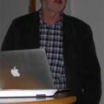 Gunnar Crona redovisar ekonomin. (Foto: Håkan Johansson)