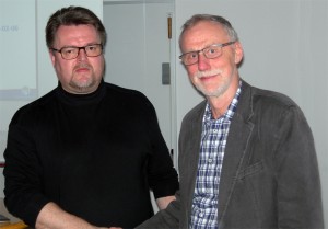 Niclas Lundin och ordföranden för Värnamo Energi Gunnar Crona informerade om energibolaget. (Foto: Håkan Johansson)