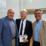 Lars Adaktusson (KD) tillsammans kristdemokratiska värnamoprofilerna Christer Fjordevik och Stig Claesson. (Foto: Ann-Mari Wiberg)