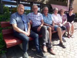 Kristdemokraterna är taggade inför budgetfullmäktige. Christer Fjordevik, Gunnar Crona, Arnold Carlzon, Lena Freij, Camilla Rinaldo Miller och Xhilda Bushati. (Foto: Håkan Johansson)