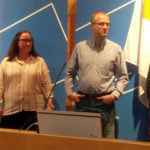 Nu har turen kommit till regionvalsedeln på den rådgivande medlemsomröstningen i Värnamo. Arnold Carlzon, 2:a från vänster, tillsammans med övriga som kämpar om topplaceringarna. (Foto: Håkan Johansson)