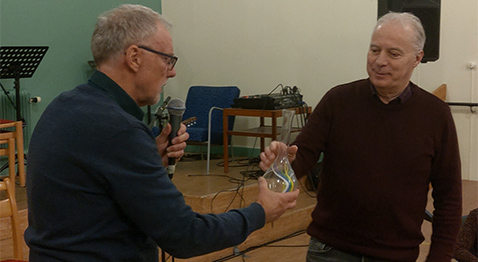 Stigande arbetslshet i Gislaved, Gnosj och Vrnamo. Gislaved. Men det finns Ordnar speeddating fr arbetsskande. Vrnamo. Arbetsfrmedlingen fixar mne: Arbetsskande | Vrnamo Nyheter
