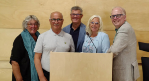 Kristdemokraterna på budgetfullmäktige: Margareta Lindahl, Ibrahim Candemir, Stig Claesson, Camilla Rinaldo Miller och Håkan Johansson. (Foto: Agnes Johansson)